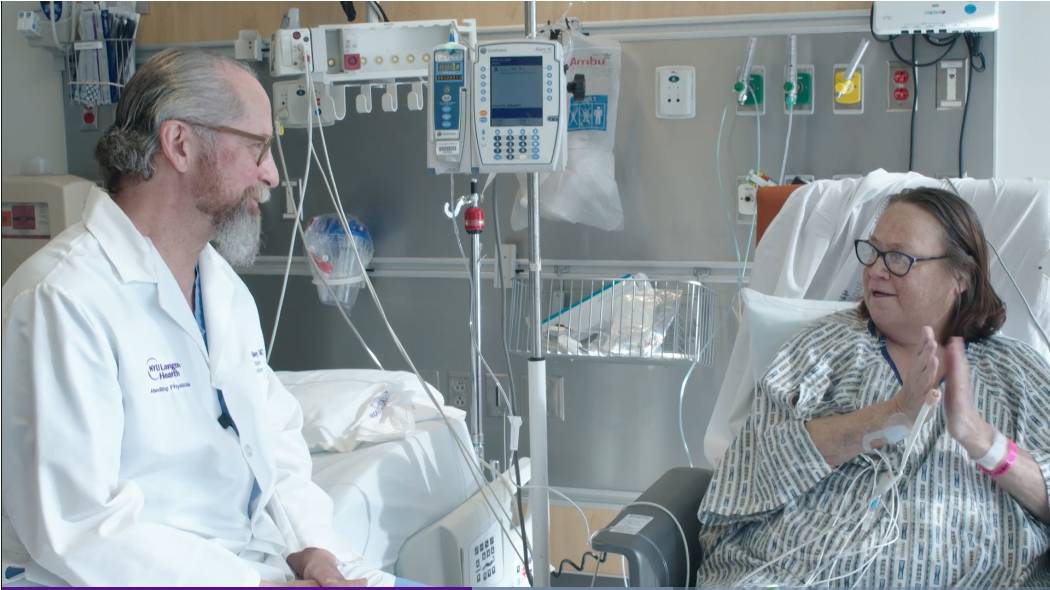 Dr. Robert Montgomery și Lisa Pisano, pacienta care a primit rinichiul de porc