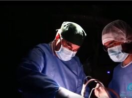 Medicii au intervenit chirurgical pentru a îndepărta o formațiune tumorală de zece centimetri dezvoltată într-o zonă a creierului