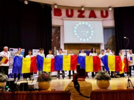 Cei 12 elevi care au reprezentat România la Olimpiada Balcanică de Matematică pentru juniori