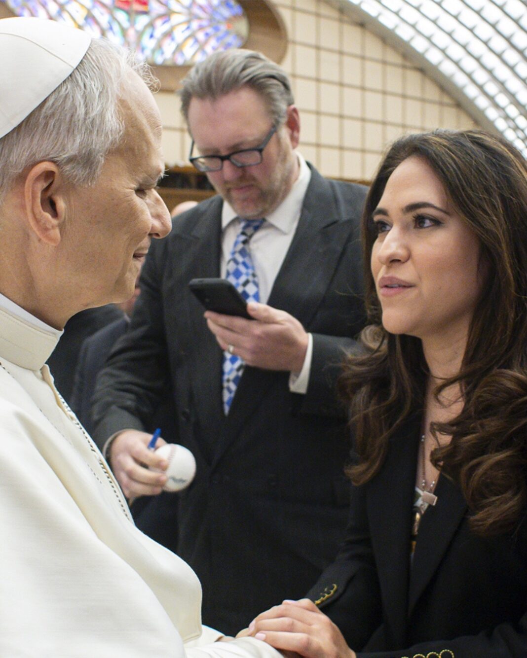 María Montserrat Alvarado este prima femeie laică „ministru” al Sfântului Scaun